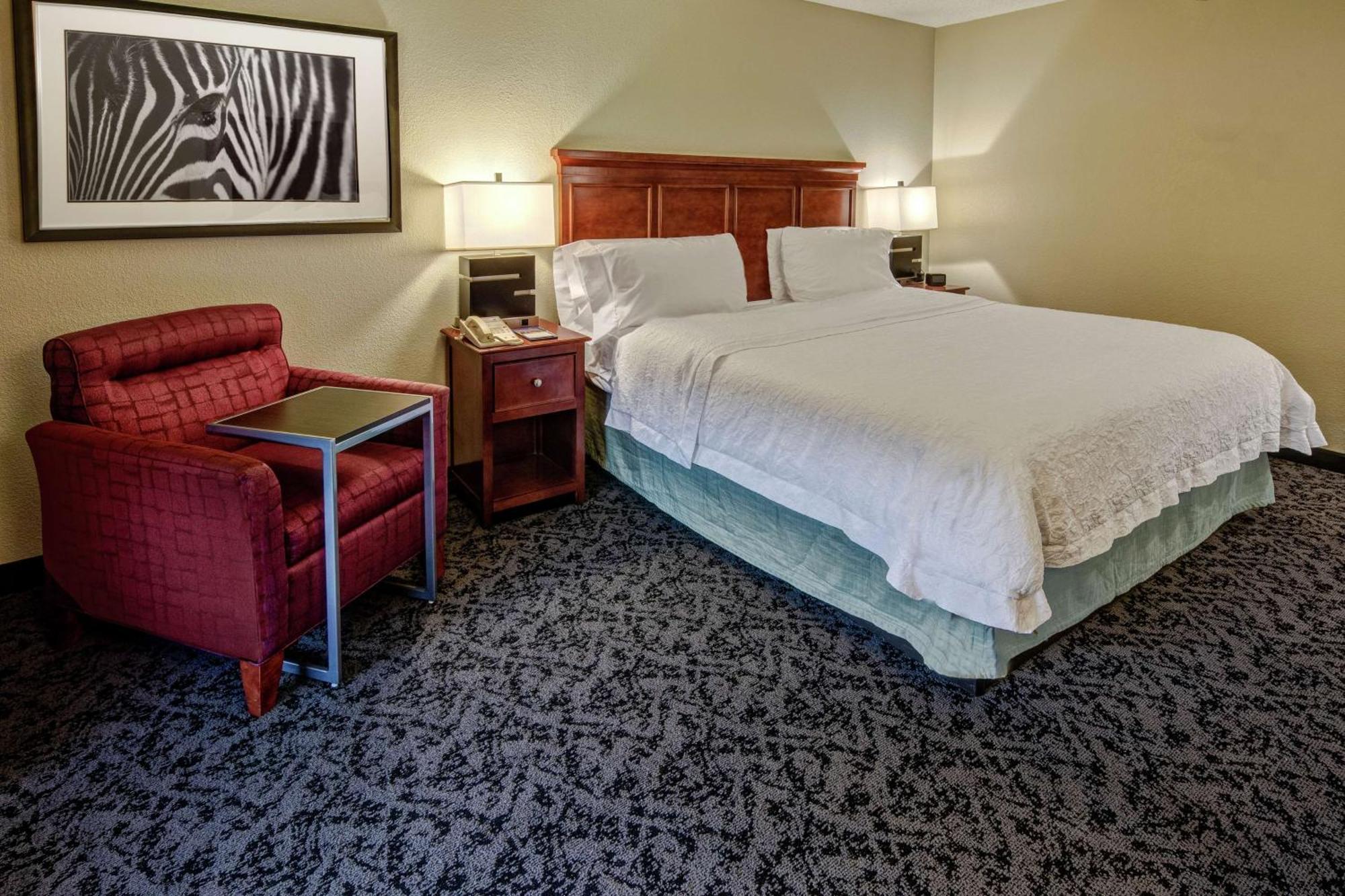 Hampton Inn Charlotte/Матюс Екстериор снимка